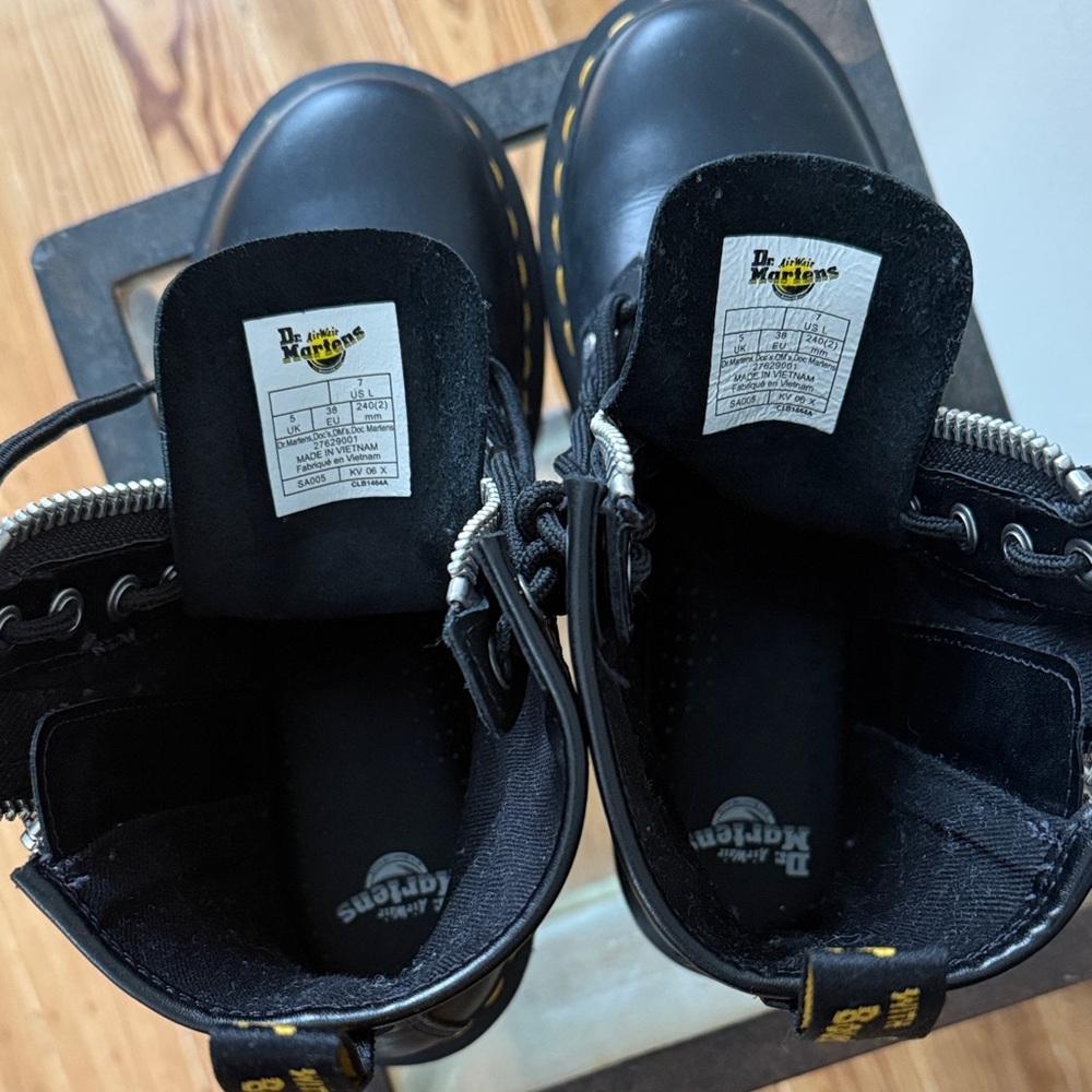 Doc Martens Black Leather Lace-Up Boots with Zippers - Picture 8 of 8